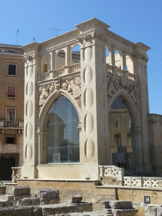Appartamento Enea Lecce Bagian luar foto